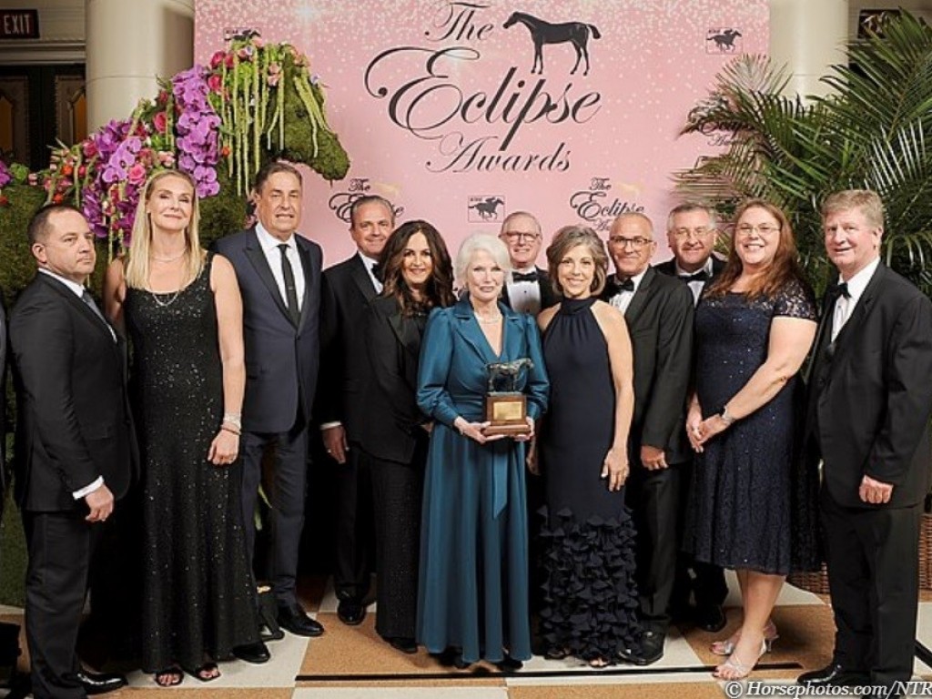 Foto: Eclipse Awards: Flightline, “uma pule 10” no prêmio de Cavalo do Ano