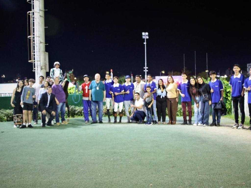Foto: Com Bernarindy, projeto "Compre um Craque", do Jockey Club de Minas Gerais, obtém 1ª vitória