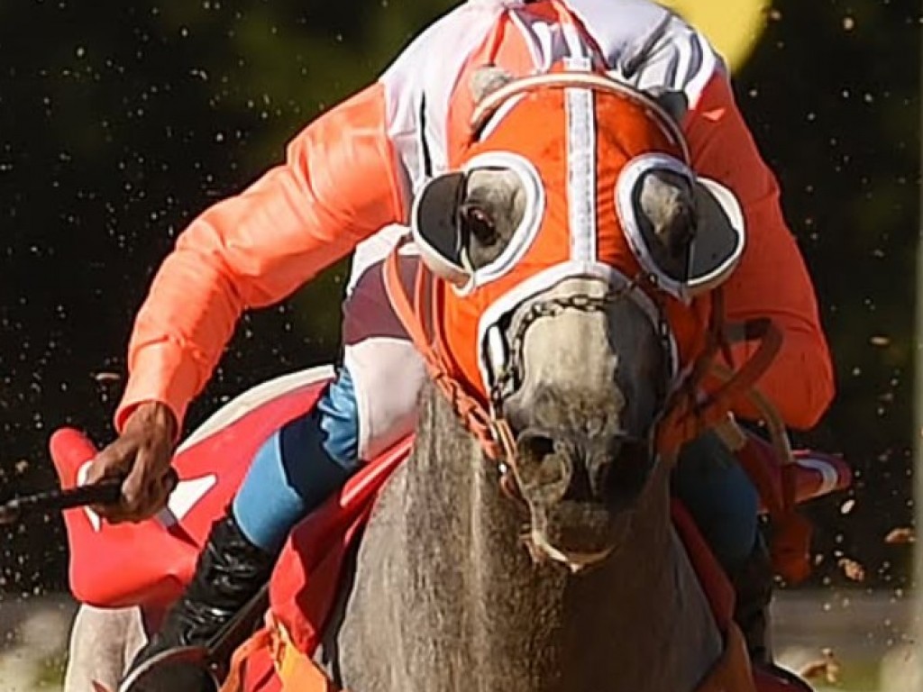 Foto: No último pulo, Pink Blue Hotel bate Karim D'Anafer, no Cristal