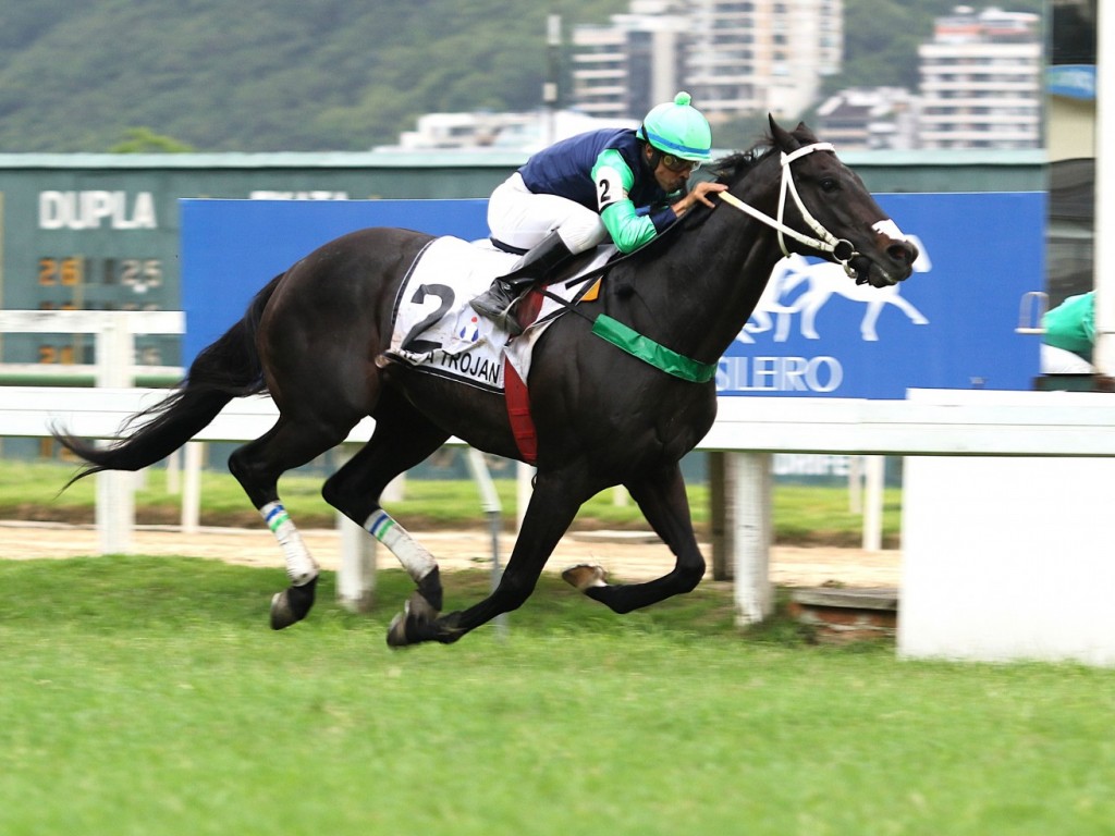 Foto: Na primeira turma dos milheiros, nova vitória de Lake A Trojan