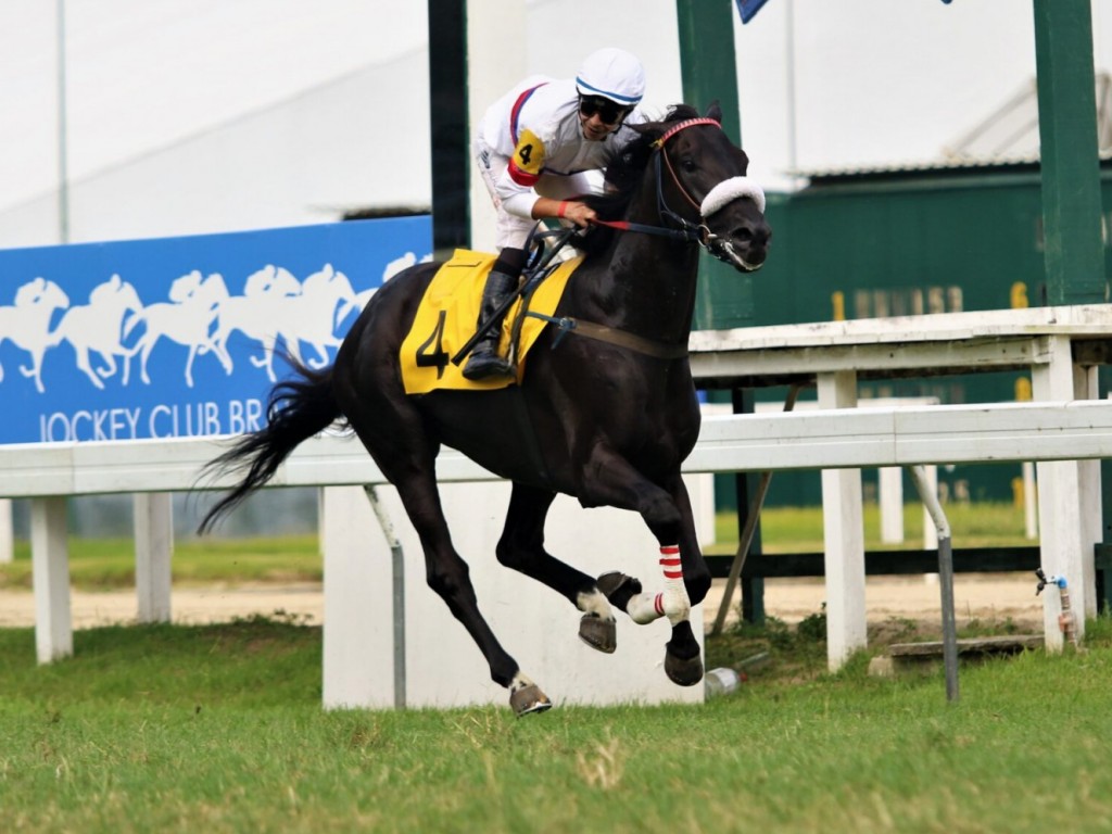 Foto: Zack Attack obt&eacute;m 1&ordf; vit&oacute;ria da campanha no Cl&aacute;ssico Derby Club (L)